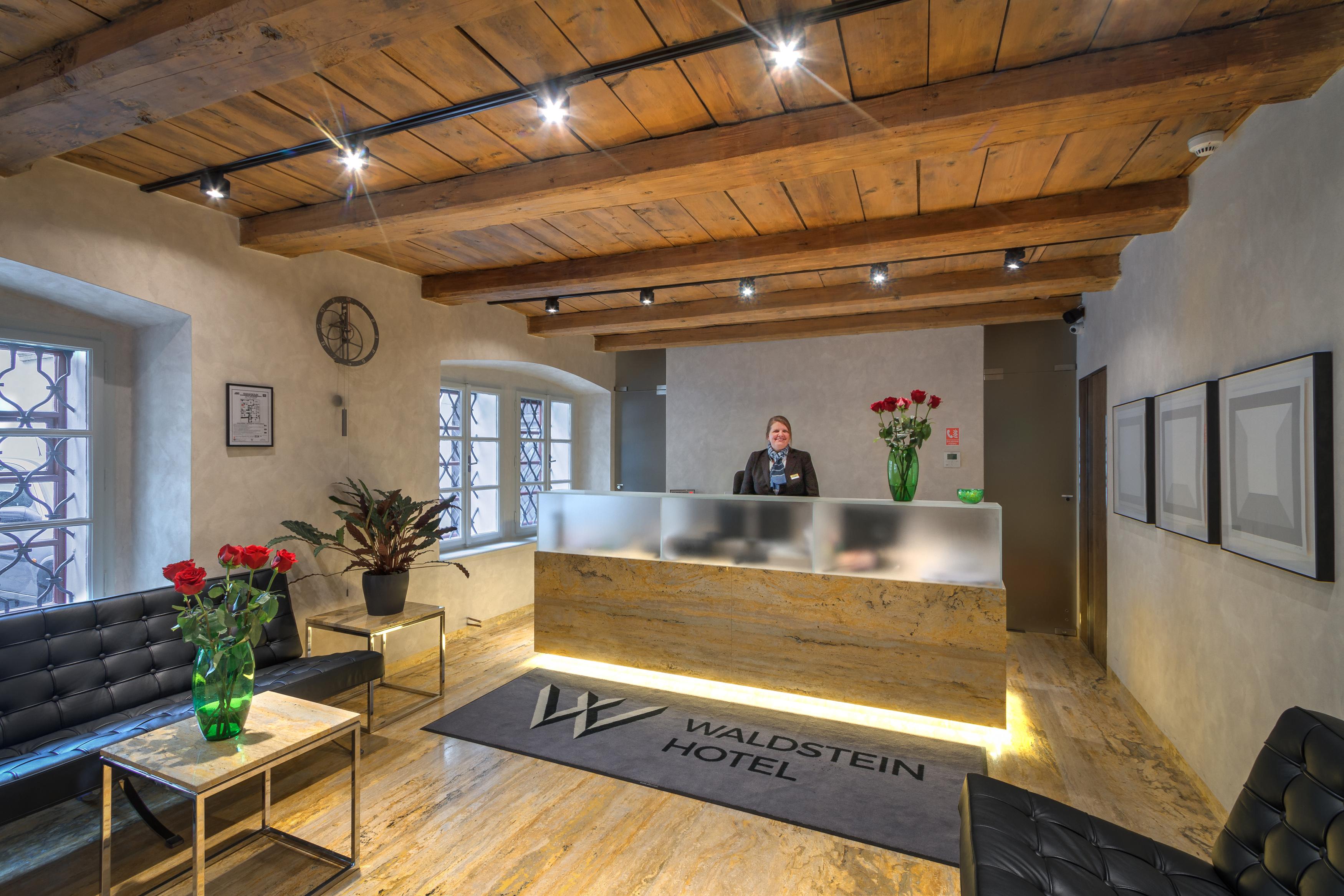 Hotel Waldstein Praha Bagian luar foto