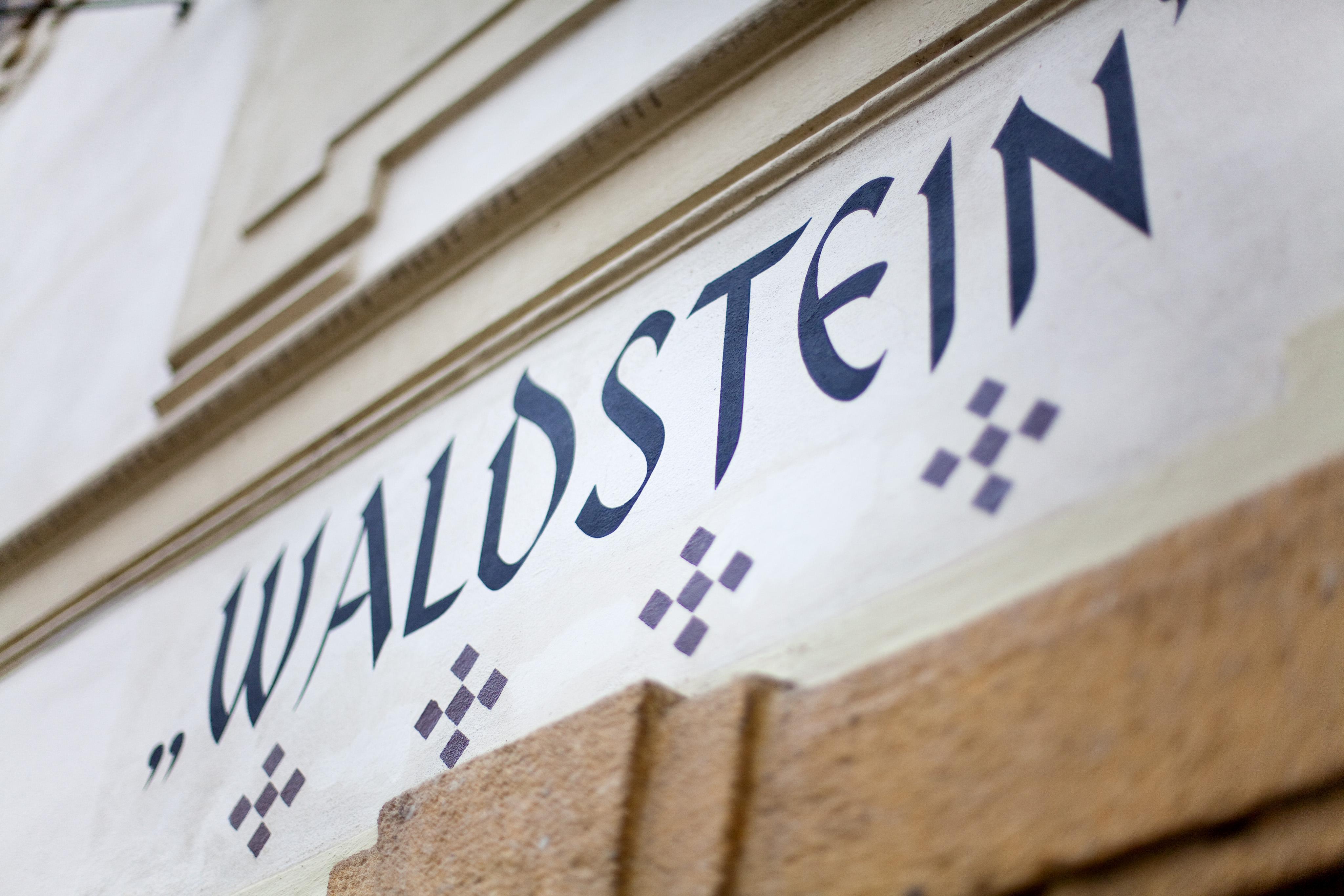 Hotel Waldstein Praha Bagian luar foto