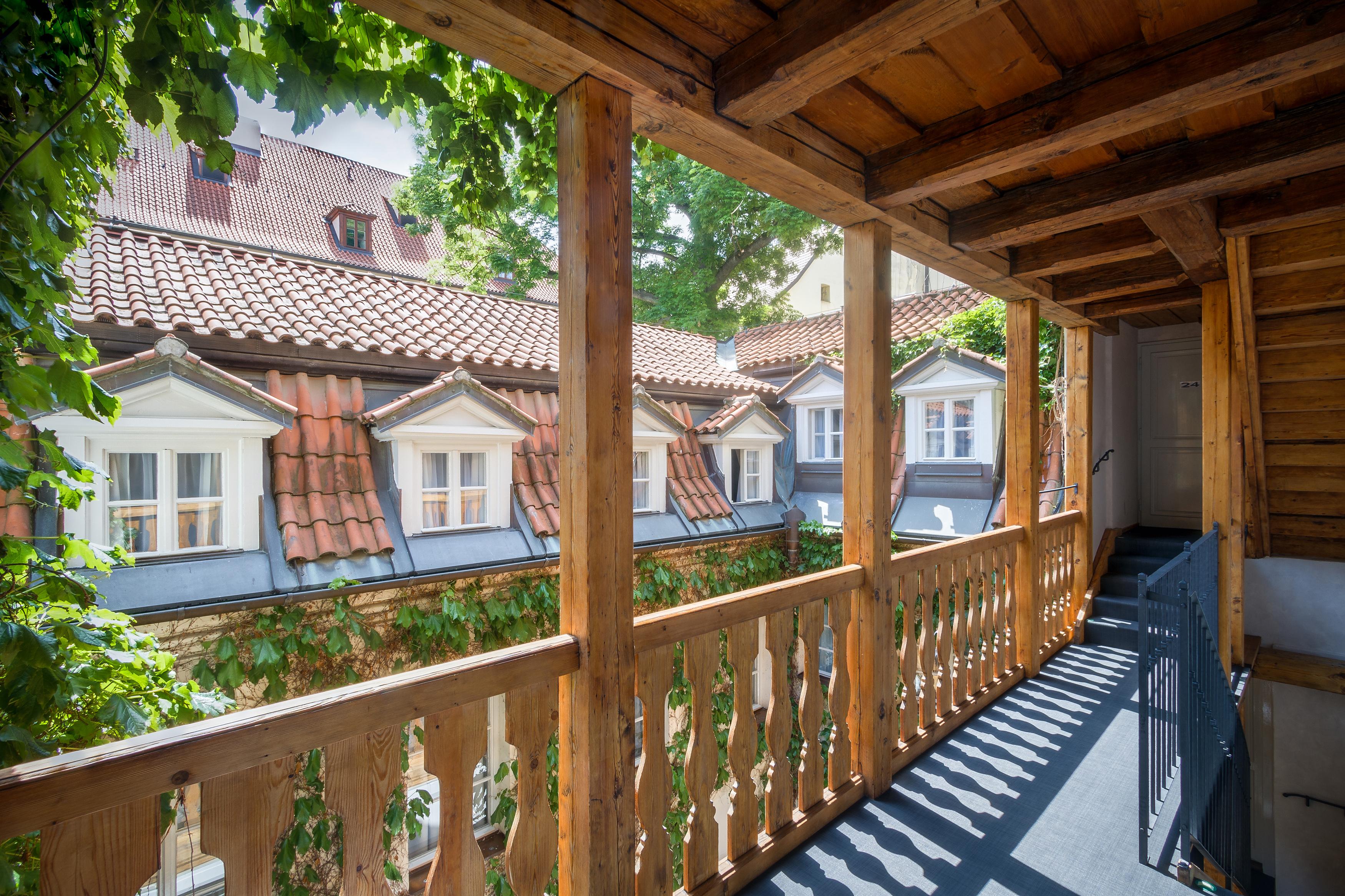 Hotel Waldstein Praha Bagian luar foto