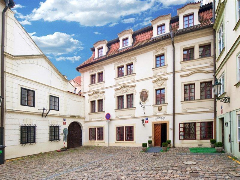 Hotel Waldstein Praha Bagian luar foto
