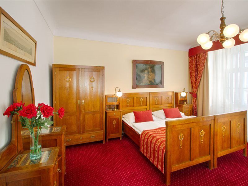 Hotel Waldstein Praha Bagian luar foto