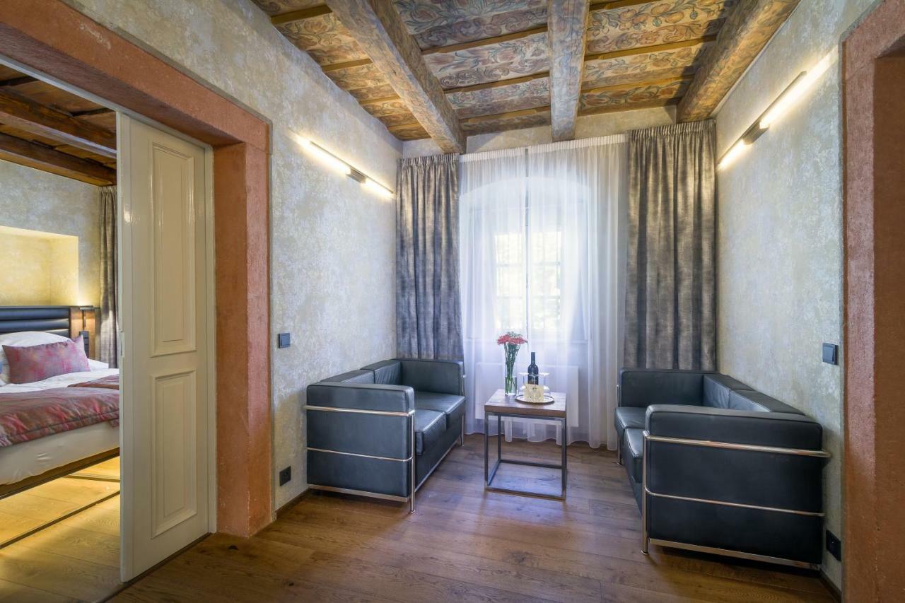 Hotel Waldstein Praha Bagian luar foto